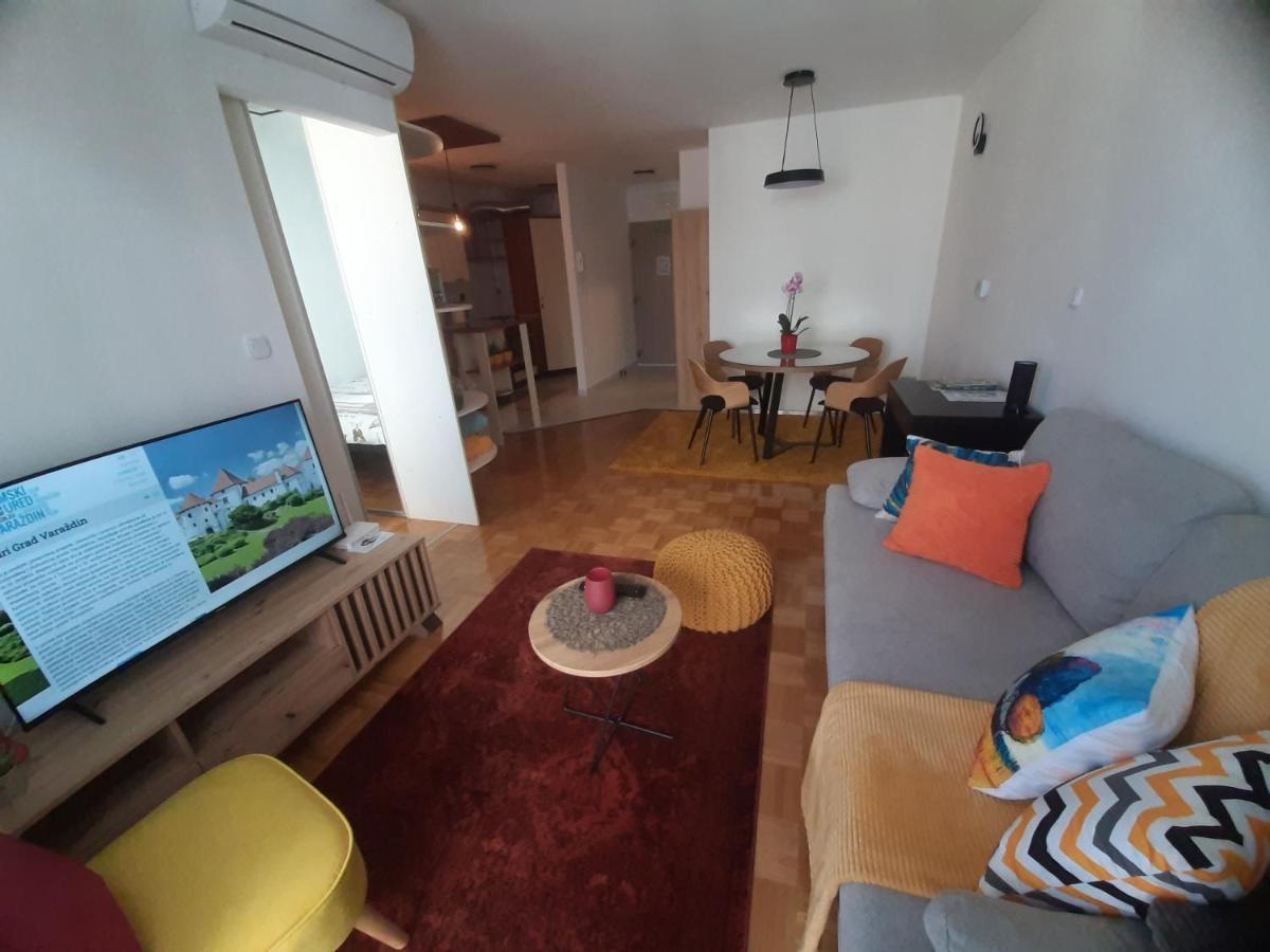 Apartment Relax With Infrared Sunshower Varaždin Extérieur photo